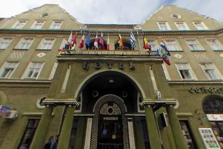 Hotel Coroana 2*